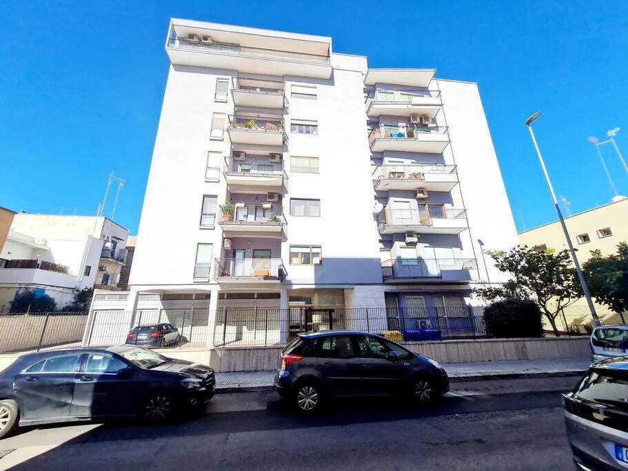 Hiera' Apartment Lecce Bagian luar foto